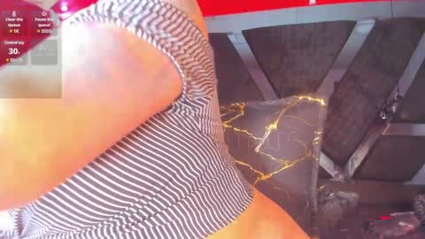 Snapshot of devil_taylorx chatting on March 11, 2:40 pm devil_taylorx online show from March 11, 2:40 pm