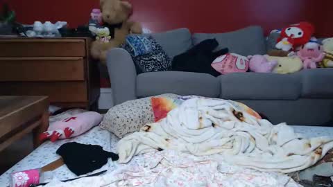 poutyangel online show from December 1, 10:34 pm