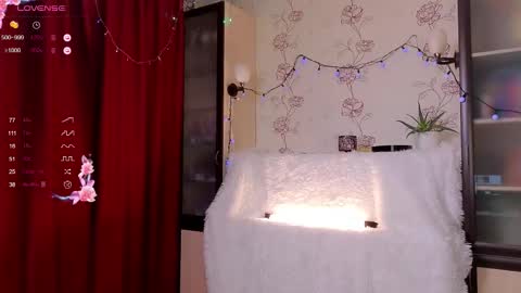 Diana online show from October 31, 6:01 pm