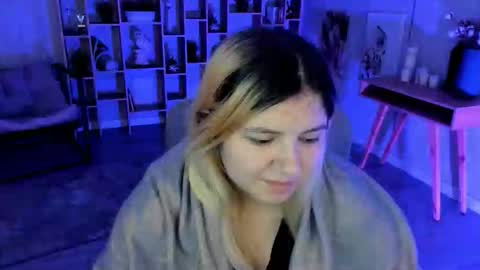 Dia online show from October 10, 8:25 pm