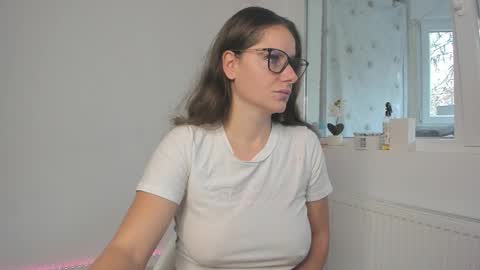 diamondkay_ online show from November 12, 8:56 am