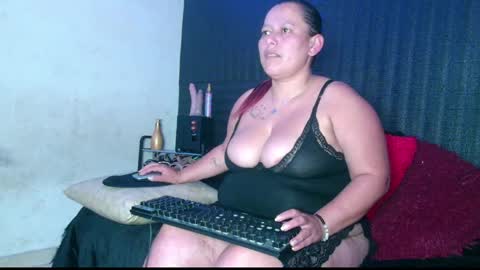 Snapshot of diana_lozano chatting on February 24, 12:03 pm Diana Lozano online show from February 24, 12:03 pm