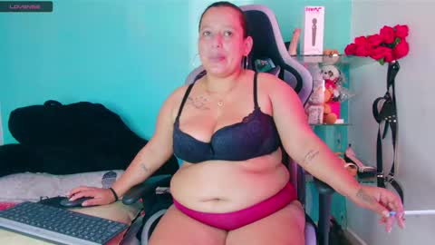 Diana Lozano online show from November 1, 2:10 pm