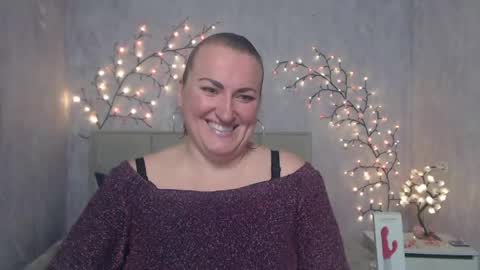 Diana online show from April 15, 12:17 pm