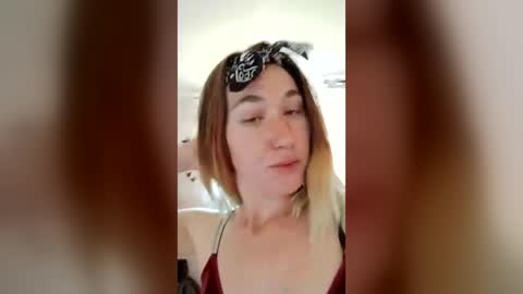dianarussell864 online show from June 25, 1:24 pm