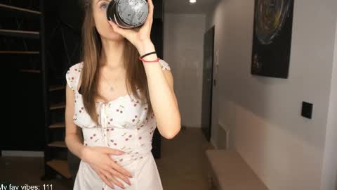 dianastar18 online show from April 12, 7:16 pm