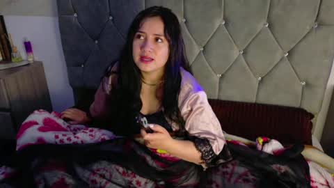 DIANE online show from April 21, 11:06 am