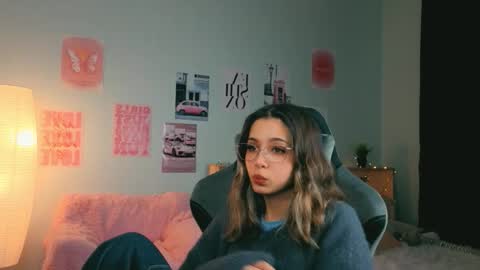 Sara Connor online show from February 7, 1:26 pm