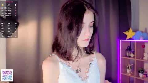Snapshot of dionneslupe chatting on September 24, 6:07 pm Ness online show from September 24, 6:07 pm