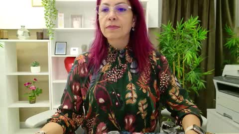 dirty_mature online show from September 28, 9:36 am