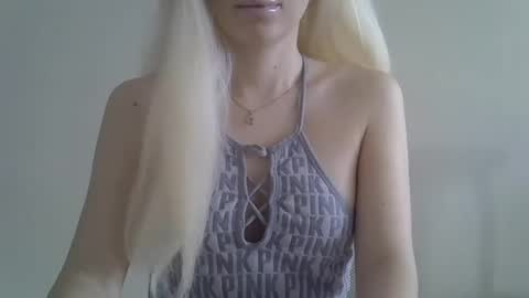 DitaMilton online show from February 4, 10:10 am