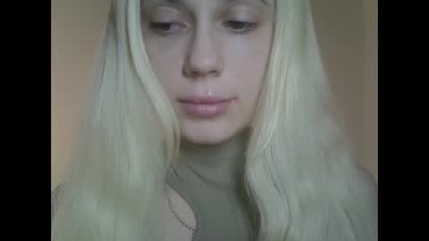 DitaReVirax online show from April 8, 5:59 pm