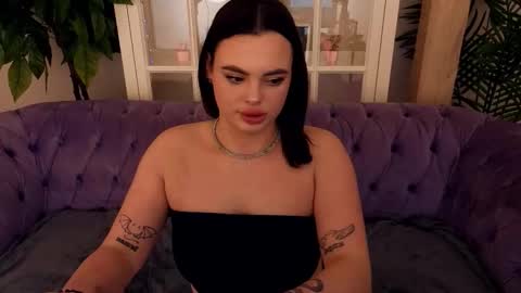 divineteaseme online show from March 29, 8:08 pm