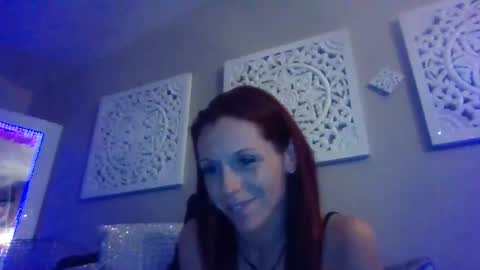 dixieglam online show from February 20, 8:06 am