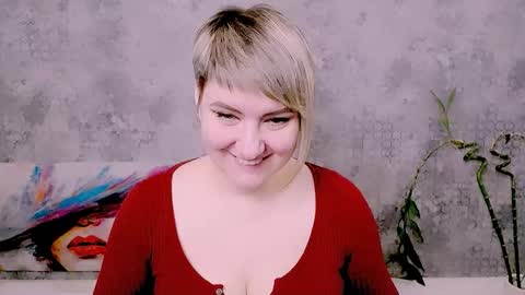 djullia online show from February 2, 7:29 am