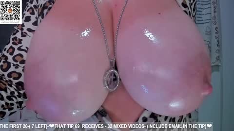 Dea----IF YOU WANT TO SUPPORT ME -Purshase subscribtions scroll BIO  THANK YOU LOVE - online show from January 12, 3:35 pm