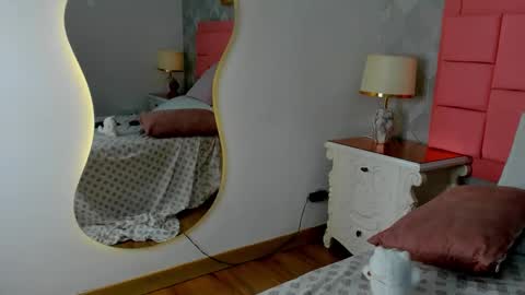 dolly_kitter online show from January 10, 11:59 am