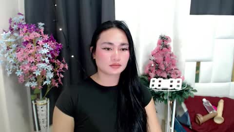 YUMEE online show from October 30, 1:45 pm