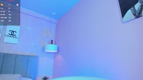 Call me Zoe  online show from November 8, 12:37 am