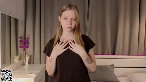 Emilia online show from September 24, 6:18 pm