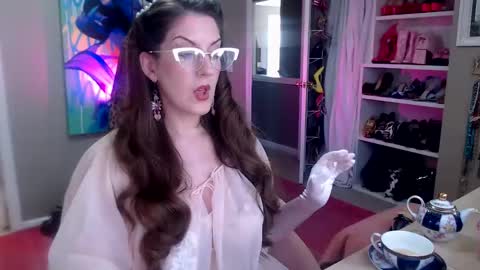 Snapshot of dommetomorrow chatting on March 3, 6:09 pm DommeTomorrow online show from March 3, 6:09 pm