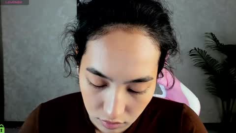 Aura online show from November 20, 3:29 am