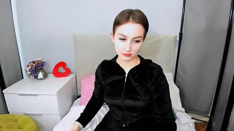 DonnaSensual online show from March 4, 3:59 pm