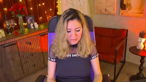 Donna online show from April 21, 1:42 am