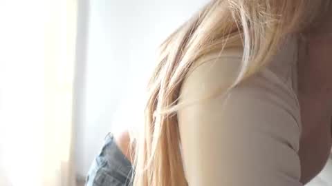 Donatella online show from September 16, 12:13 pm