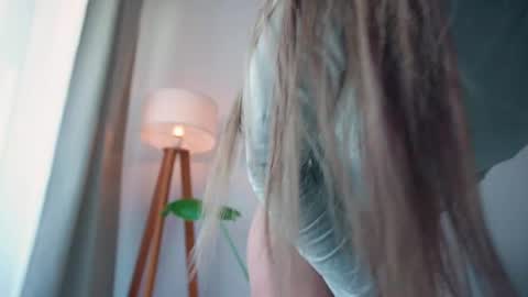 Donatella online show from May 11, 12:07 pm