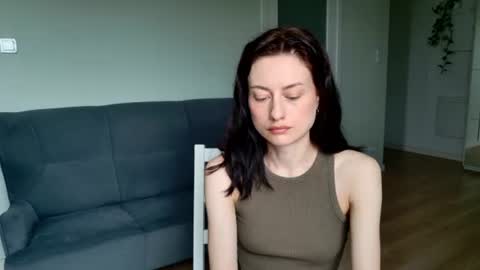 dormineaa online show from July 2, 5:13 am