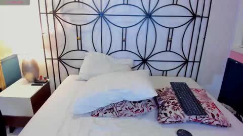 dorothy_valerisse online show from February 16, 7:14 pm