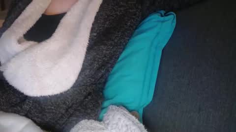 Snapshot of douce_elsa chatting on January 15, 8:58 pm Douce Elsa online show from January 15, 8:58 pm