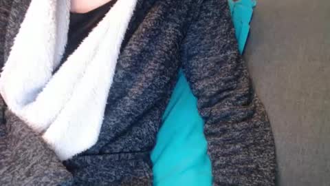 Snapshot of douce_elsa chatting on January 5, 11:15 am Douce Elsa online show from January 5, 11:15 am