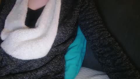 Snapshot of douce_elsa chatting on March 11, 10:20 pm Douce Elsa online show from March 11, 10:20 pm