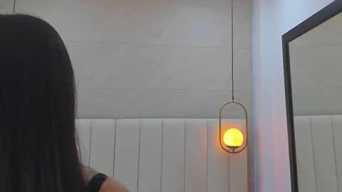 N E N A  online show from January 5, 8:01 pm