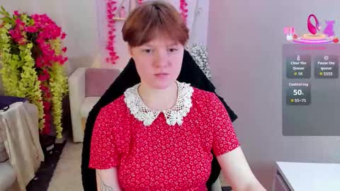 Snapshot of dreammyluna chatting on September 25, 8:50 pm Luna online show from September 25, 8:50 pm
