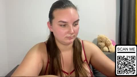 Mila online show from September 26, 5:10 pm