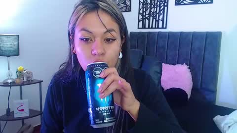 Charlotte online show from March 1, 9:51 am