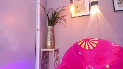 dulce__fiore07 online show from September 17, 12:58 pm