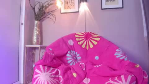 dulce__fiore07 online show from September 14, 12:36 pm