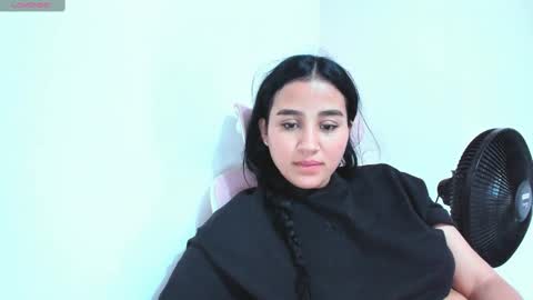 Dulce  online show from September 26, 4:59 pm