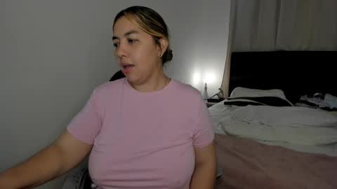 dulce brithany online show from February 19, 1:32 pm