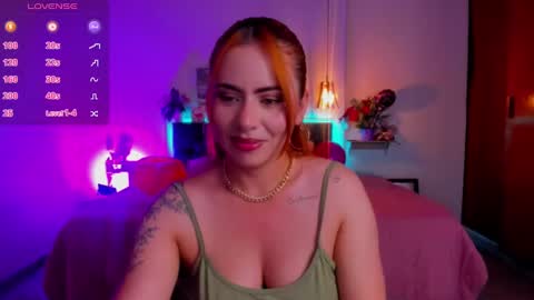 Snapshot of dulce_charlottee chatting on February 19, 7:48 pm DULCE online show from February 19, 7:48 pm