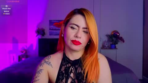 Snapshot of dulce_charlottee chatting on October 3, 8:14 pm DULCE online show from October 3, 8:14 pm