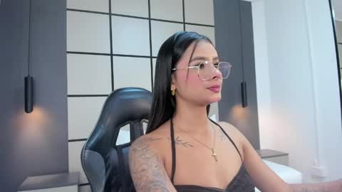 D U L C E online show from June 1, 7:37 pm