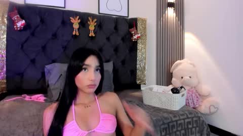 Dluce May online show from November 28, 4:26 am