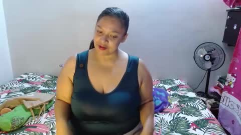 dulce online show from February 12, 12:01 pm