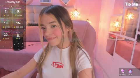 Dulce  online show from April 9, 12:54 pm