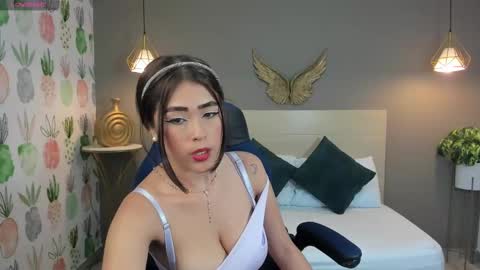 Snapshot of dulce_victoriaa_ chatting on February 27, 1:49 pm V I C T O R I A online show from February 27, 1:49 pm